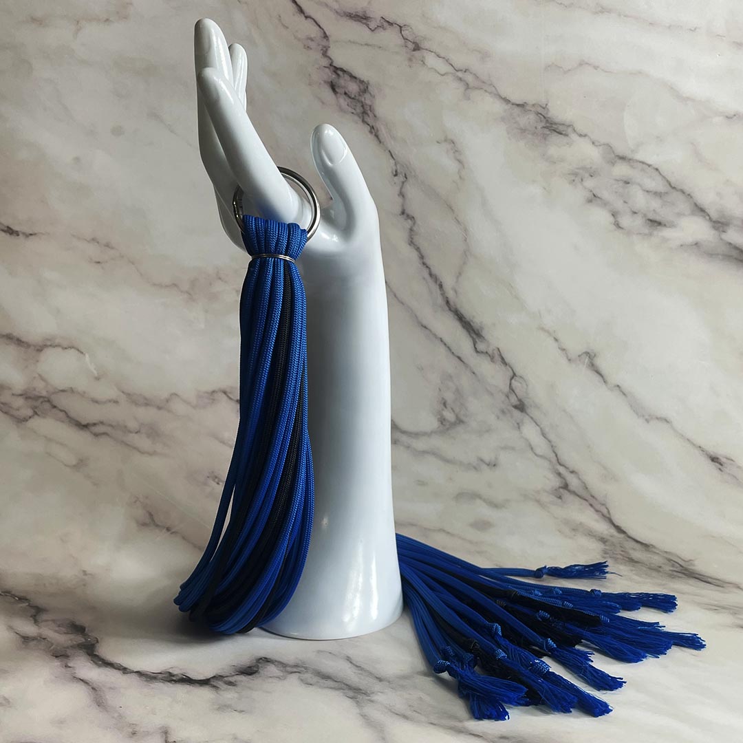 martinet_BDSM_swing_paracorde_noeud_noir_bleu_le_diraison copie-min