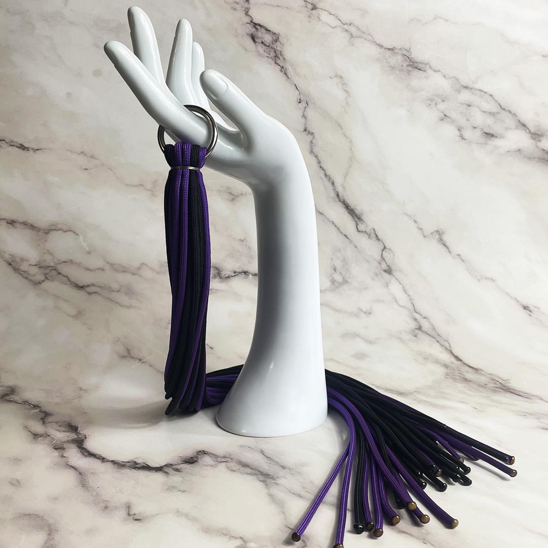 martinet_BDSM_paracorde_swing_bout_brule_violet_et_noir_le_diraison copie