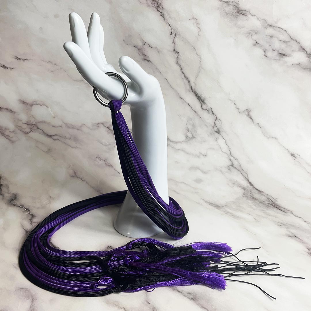 _martinet_BDSM_paracorde_swing_enroule_cinglant_violet_et_noir_Le_Diraison copie-min