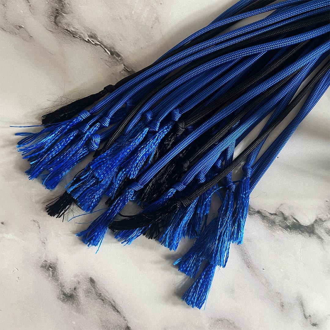 martinet_BDSM_paracorde_noeud_noir_bleu_le_diraison copie-min